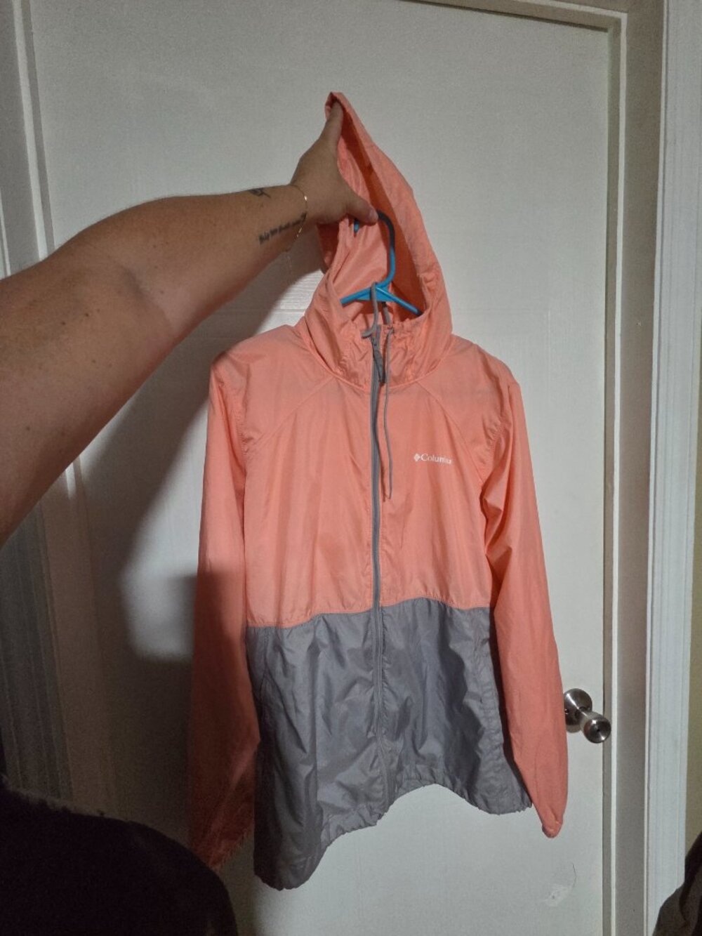 Columbia Center Ridge Windbreaker